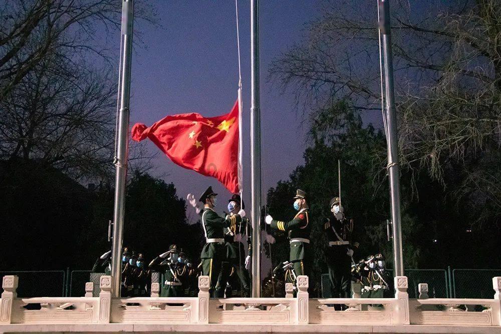 苹果12的竖屏锁定在哪里设置游戏画面